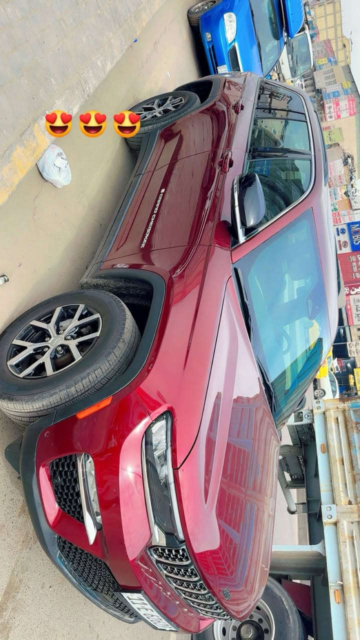 السلام عليكم جيب لمتى plus موديل ٢٤ ماشي  14 رقم بغداد بدون صبغ مال شهداه سعره ٣٢ الف 
فول 
***********
