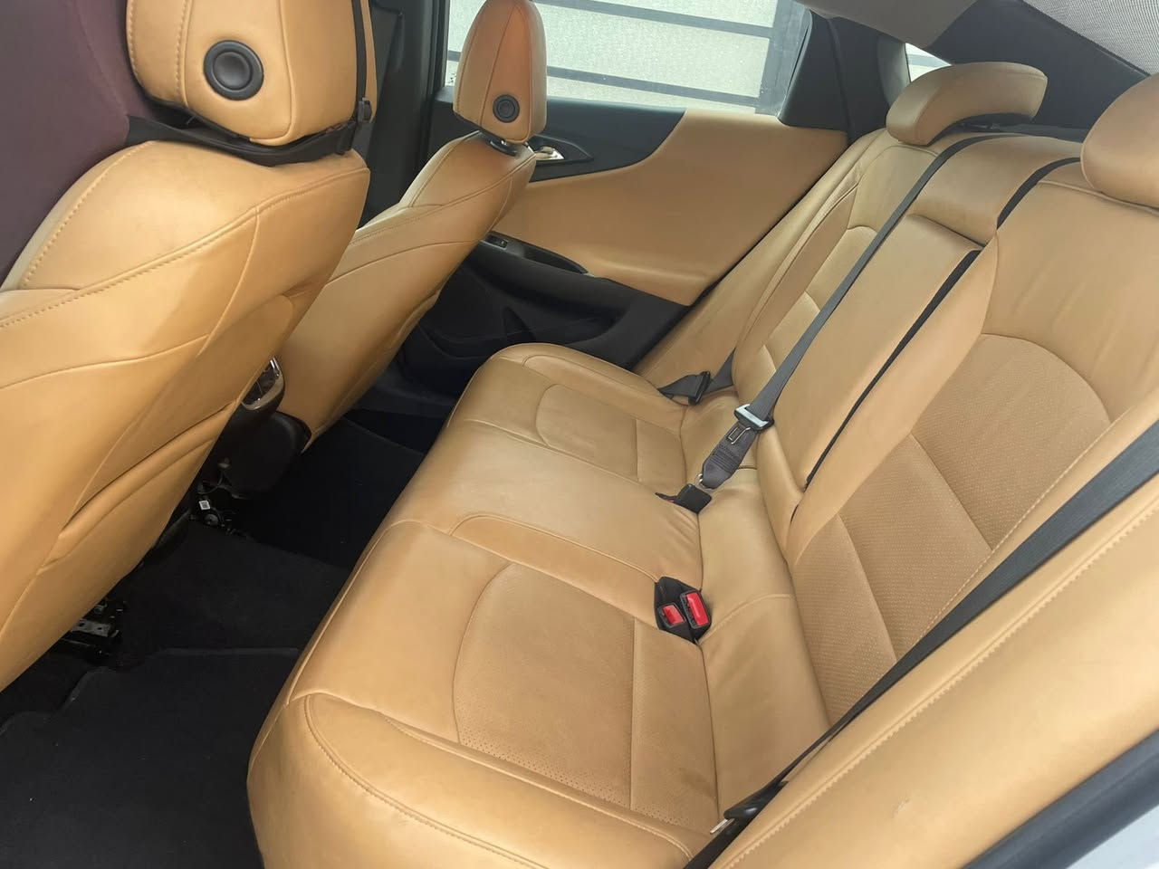 سيارة ماليبو 2022
مواصفات LT
داخل مشمي 
الحادث باب السائق والخلفي 
رقم قادسية معوقين
ماشية 74000
السعر (130)وبيه مجال 
***********
‭
