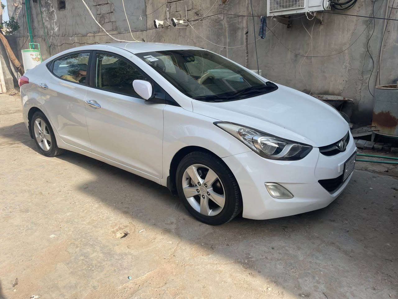 سلام عليكم النتره مديل 12 خليجي مكينه 1600كفاله ضربه وتبديل بيه ملاحضات بسيطه تخم تاير حداديه سياره جاهزه من كلشي العنوان البصره القبله***********
السعر117 وبيه مجال قليل البصرة, العراق
