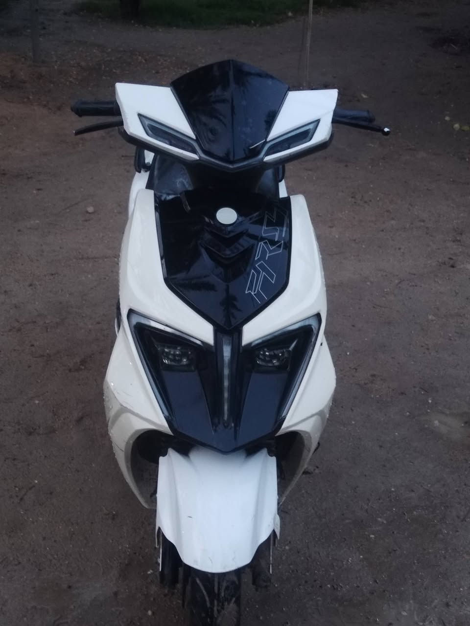 السلام عليكم
دراجة رايسلنك نضافة 100/100تخم تايرات جدد باتري جديد مكفولة من الكهربائيات والمكينة وكلشي السعر٥٥٠ وبيها مجال بسيط مكانها الديوانية قضاء الشامية الشراي يتفضل خاص.


**إذا كنت صاحب هذا الإعلان وتريد حذفه لأي سبب، رجاءا أرسل رسالة إلى الدعم الفني**