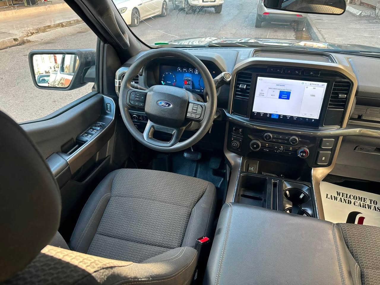فورد F150
شكل جديد
ماشيه 9 الف فقط
واحد جاملغ صبغ
باب طويل بودى قصير
موصفات FX4
شاشه كبير
كيج الكترونى 
دبل اكسل 4*4
بريك كهربائي 
اوتو هولد
تحديد سرعه
رادار
ستيرن هيتر
كاميرا
شحن موبايل
بعد هوايه موصفات
289$
*********** أربيل, العراق
