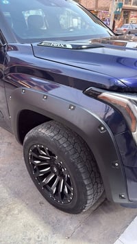 متوفر فندرات  Toyota tundra الشكل الجديد  موديل 22-23-24-25 📍عنواننا/ ...