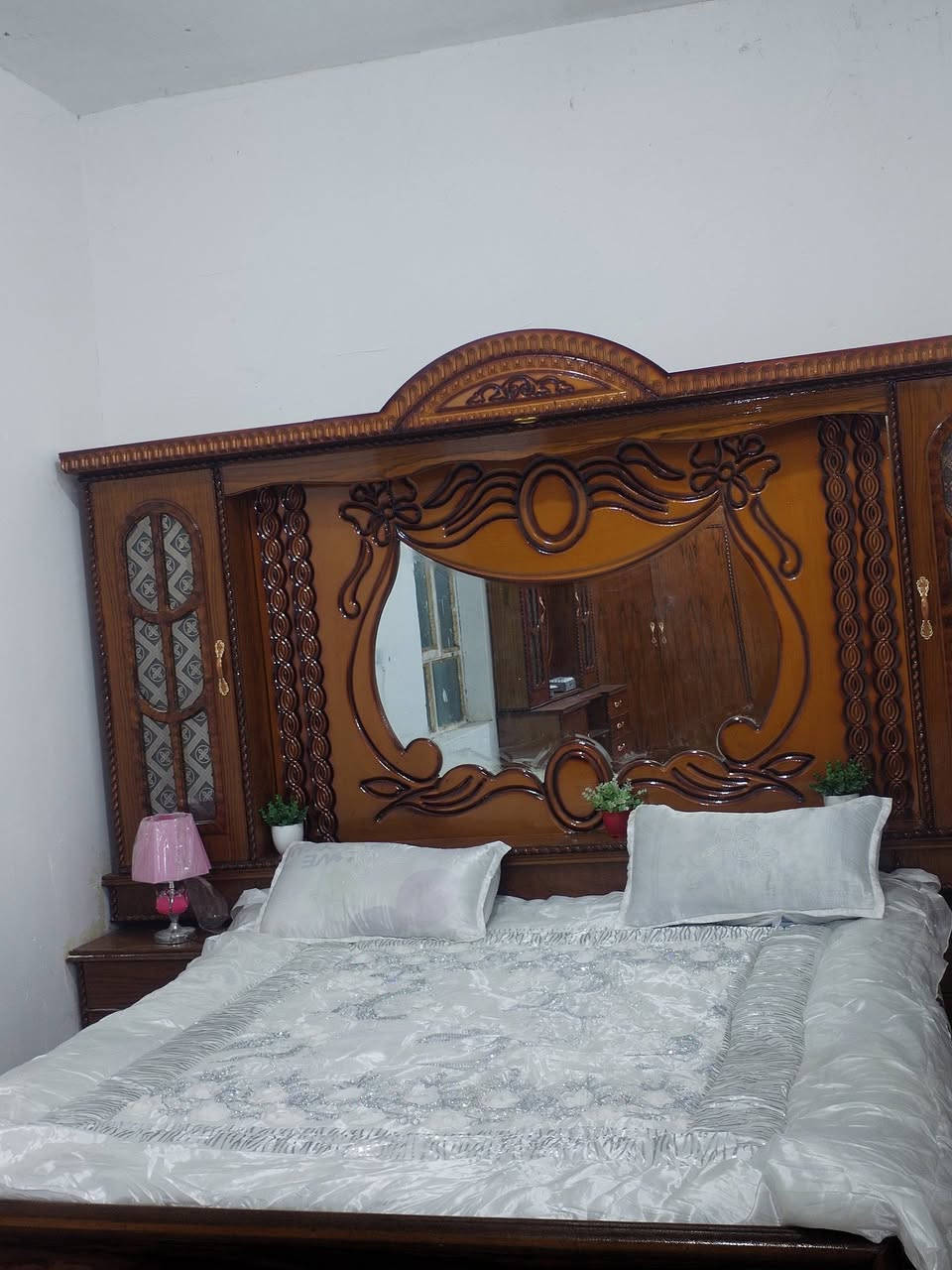 غرفه نوم مستعمله شي قليل نظيفه للبيع
للتواصل ***********
