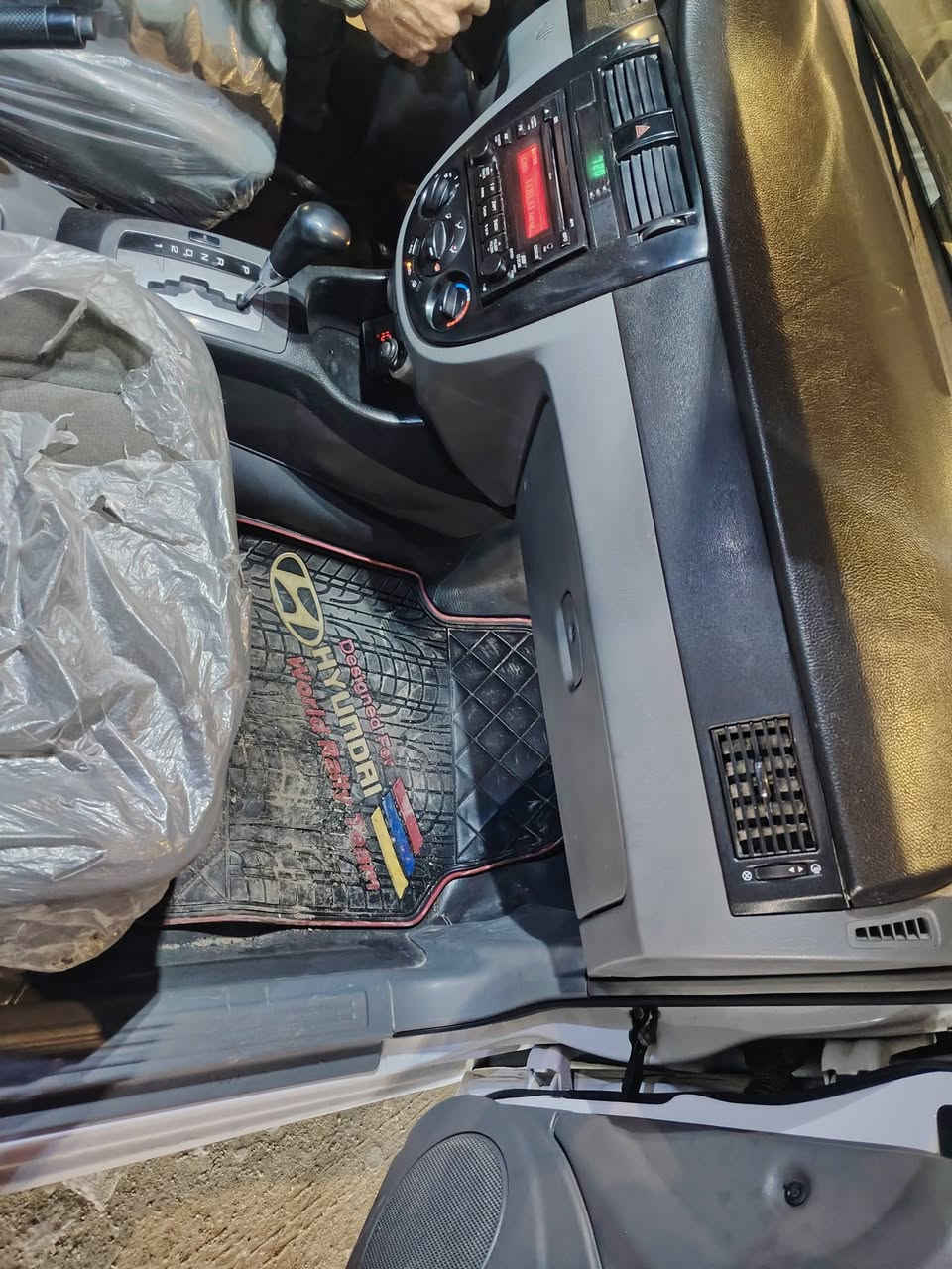 سلام عليكم للبيع اوبترة مديل 2011 سيارة مكينة كير حدادية تخم تاير جديد تبريد شغال بيهة اربع قطع بدون ضربة وضرر رقم كربلاء سنوية صاقطة سيارة جاهزة على اخر حباية المكان السيارة نجف السعر 74 للستفسار
***********
