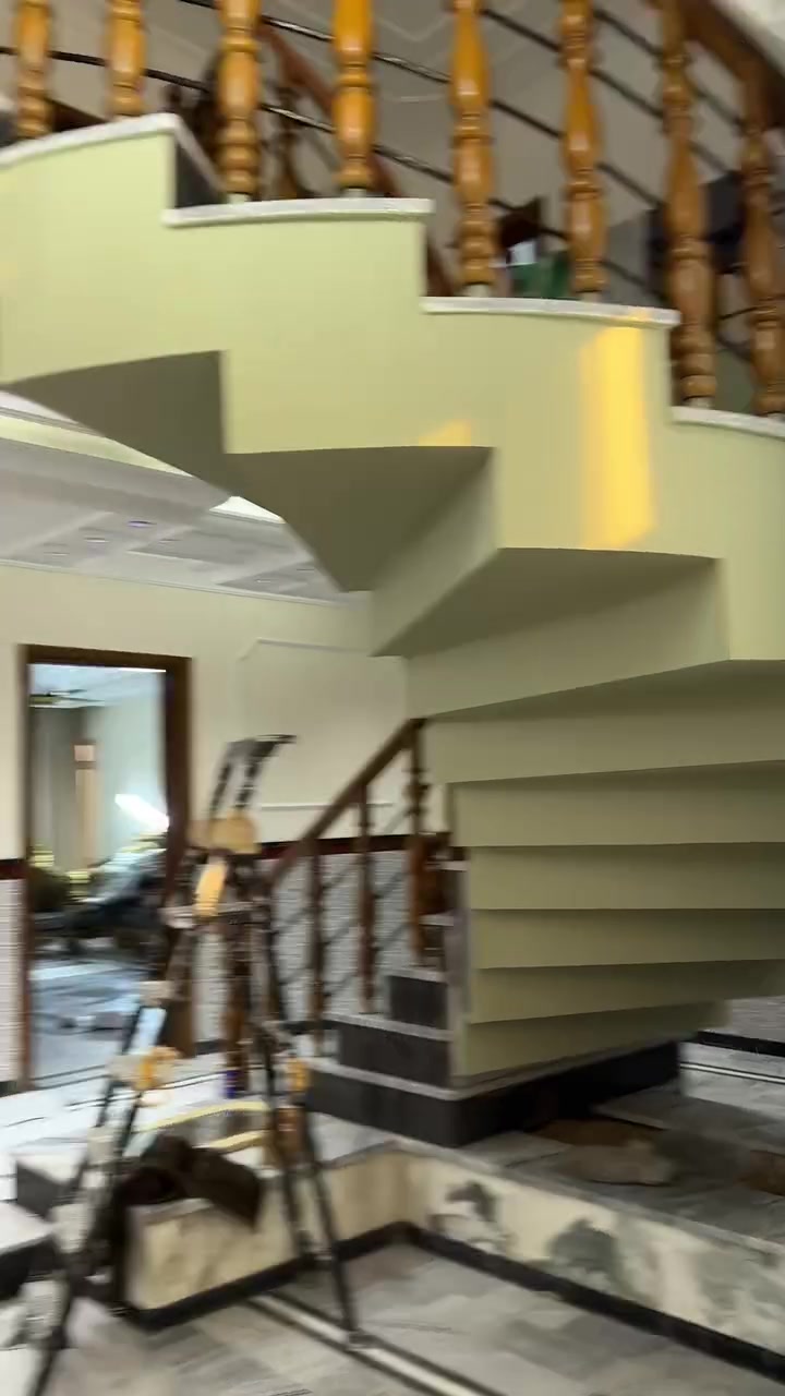 السلام عليكم خلفه جبسن بورد وسحب بورك كافه نقوش مغربيه وطلس وصبغ واجهات داخلي خارجي كافه الديكورات والاصباغ متفرغ حاليا مكاني بغداد العنده شغل يتفضل ويدلل***********
