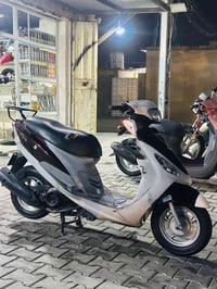 ماكس منغولي للبيع دراجه نضيفه وما ناقصها شي  07800328876 مكلف. بالنشر