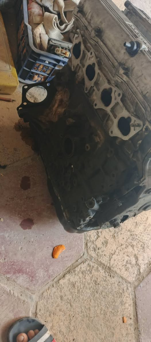 سلا عليكم مكينه كيا سبورتج مسكر بدون تفرعات مكينه خابطه مي ودهن السعر 90الف دينار  مكان بغداد حي اور رقم الهاتف ***********
