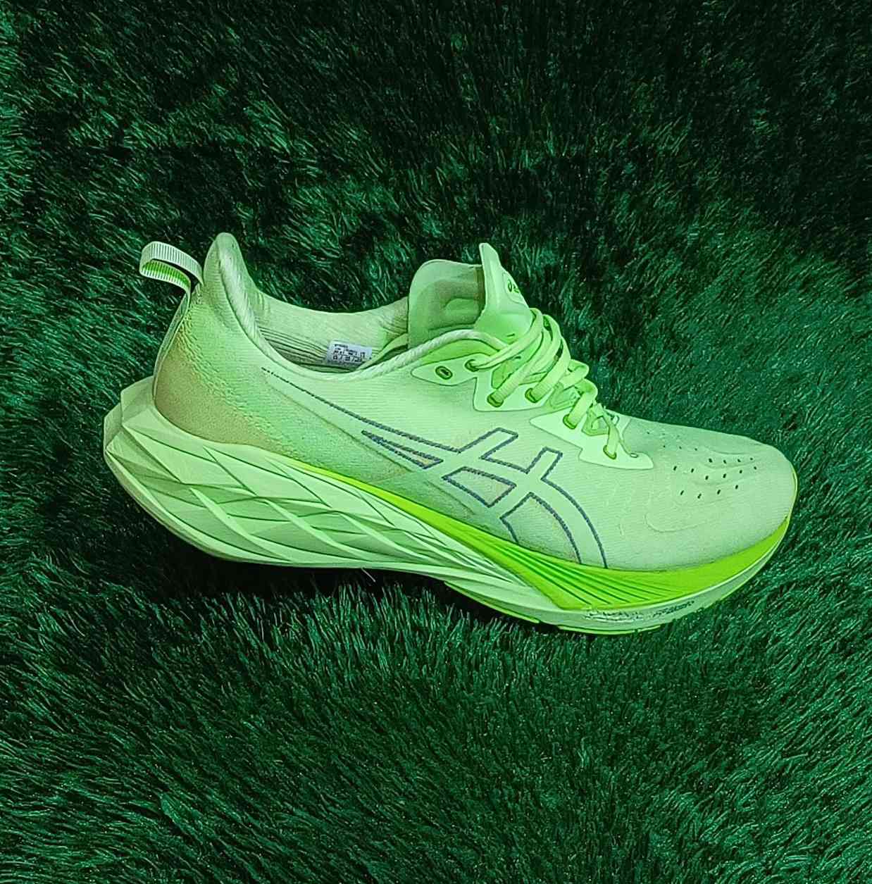 a.asIcs.ازكس👟
قياس 48.
طول القدم .30,5
منشأ اندونيسيا 
باله اورجنال يوجد توصيل جميع المحافظات 🚛 
للتواصل ومعرفة السعر راسل او اتصل 
***********
