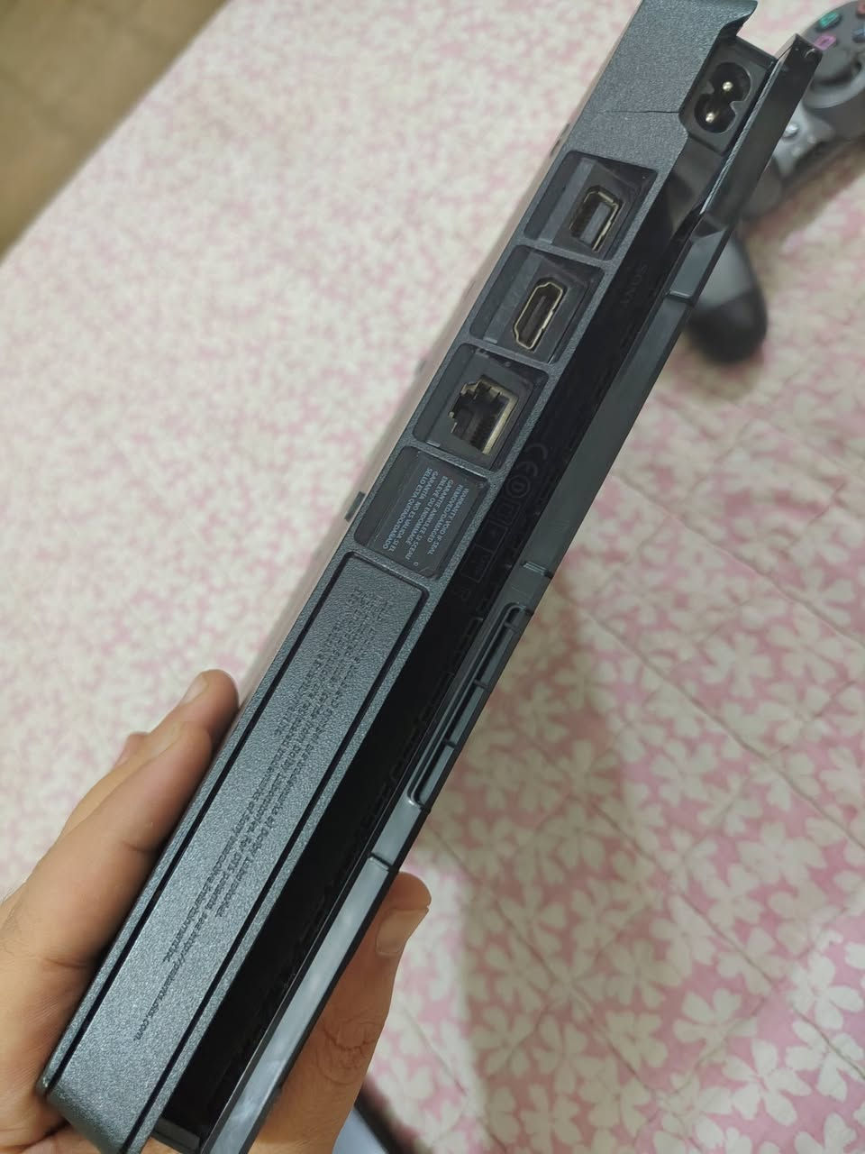 بلي فور شغال غير مفتوح كامل ملحقاته
وياء بيس 21 عربي وياء يوبي اس 850 
سعر 230 مكاني بغداد السيدية تقاطع درويش المعالف 
***********
