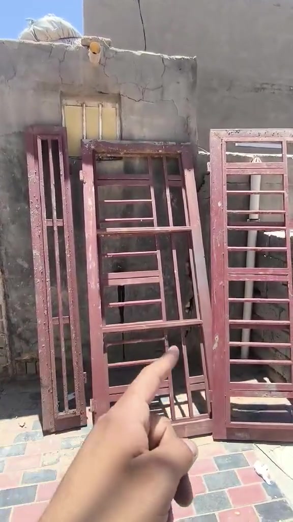 بيبان للبيع
‏‪***********‬‏
