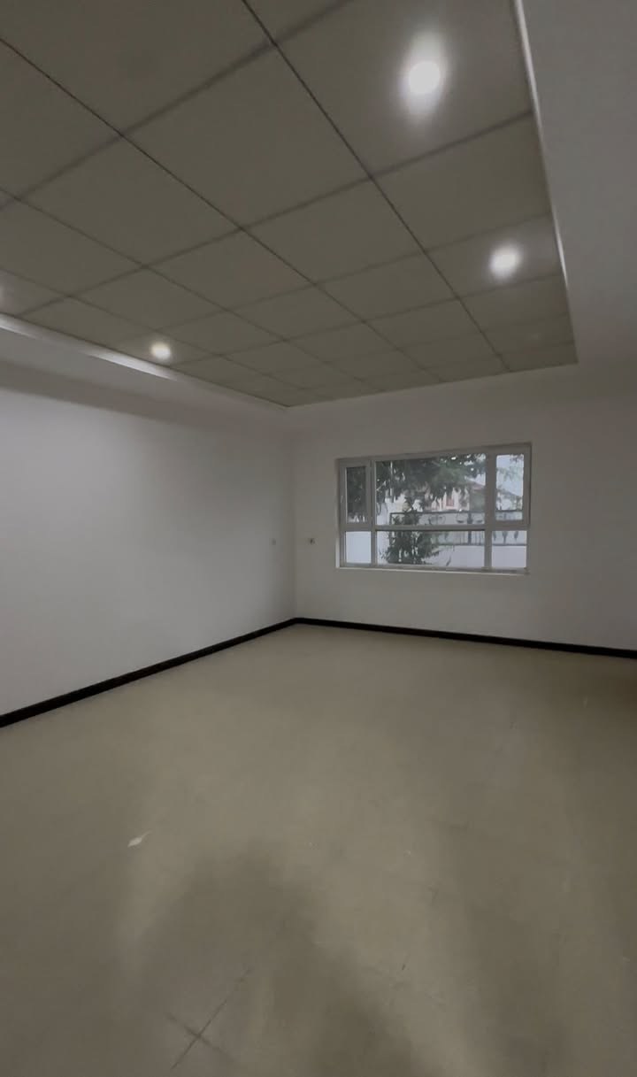 سعر مناسب جدا
مجمع نور ستي ٢ 
٢٤٠م واجهة ١٢م على حديق
طابو سعر مناسب جدا
 موقع مميز
***********
