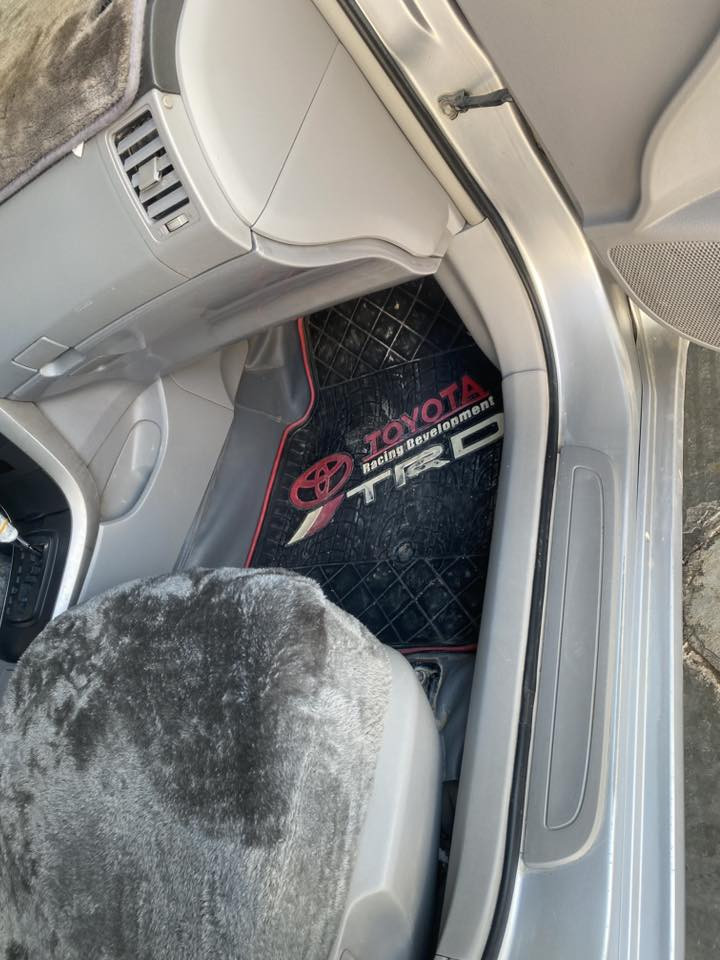 كورلا 2009خليجي رقم اربيل سنويه ورقم جديدسياره مكفوله بدون قطره صبغ بدون  بارد او تكحيل سياره بلاديه  محرك كير كفاله عامه بدون اي نقص سونار موجود بالمنشور سياره مالت جناي سعر 115 وبيه مجال عنوان كفري او جباره للاستفسار الاتصال على صاحبها***********
