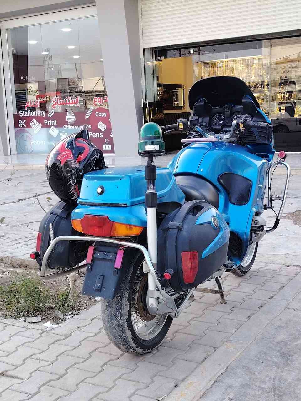 سلام عليكم BMW 850 للبيع نظافه كير محرك خير من الله مامفتوح كدامك عليها ادامه كامله سعر 18 بيها مجال للشراي  بسيط ستفسار ***********
