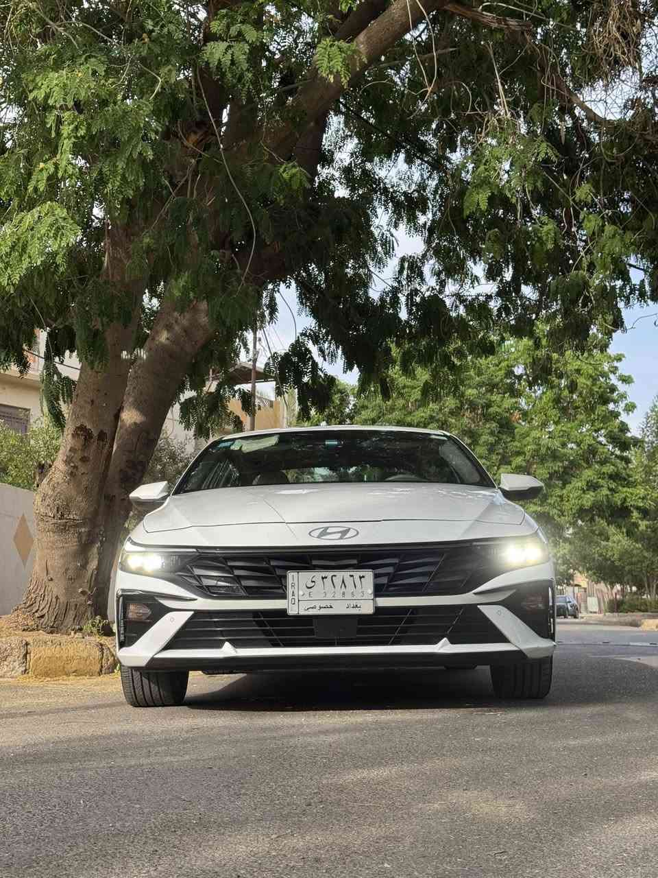 🚗 هونداي ألنترا 2024 للبيع 🔥
السعر 175 وبيها مجال �📍 رقم بغداد
🔹 وارد كوري 🇰🇷 (باب أول)�🔹 الموديل: 2024�🔹عداد المشي : 68,000 كم�🔹 كفالة عامة�🔹من : تبديل + صبغ +بارد  ✔️
✨ المواصفات:�✔️ فتحة سقف (سلايد روف)�✔️ بصمة + دخول ذكي + تشغيل عن بعد�✔️ حساسات أمامي وخلفي�✔️ لايتات زينون + ليد أمامي وخلفي�✔️ فتح صندوق ذكي عند الاقتراب�✔️ مثبت سرعة + تحكم ستيرن �✔️ كاميرا خلفية�✔️ شاشة Apple CarPlay�✔️ 3 أنظمة قيادة (Normal / Eco / Sport)�✔️ منافذ شحن Type-C�✔️ تبريد قطعتين �✔️ محرك 2000�✔️ إشارات بالمرايات + مرايات قابلة للطي
‎💯 سيارة نظيفة جداً باب أول، استخدام خفيف وجاهزة
‎📞 للاستفسار:***********�👤 سيف الحسوني
