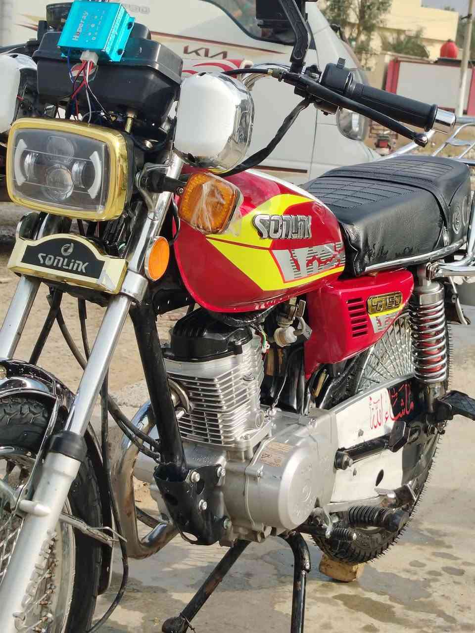 يا الله
سلام عليكم تايكر للبيع مكفول كفاله عامه 
موديل 2023محدث 24 فولل مابي ايي نقص ما تصرف عليه ربع كهربائيات كله شغاله
لون احمر.،.، شلعه ومعدل خير من الله محرك خير من الله 
مكاني ديالئ ناحيه السلام 🫲 على طريق دلي عباس 🫴
سعر 525 بي مجال للطيبن 
للاستفسار 🫲***********🫴 متواجد خاص همين 🫴
