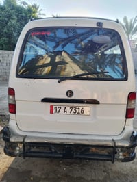 فاتون البيع مديل ٢٠١٤ مصفر هيه وضربه سنويه ٢٠٣٠ سياره مكفوله من صبغ وض...