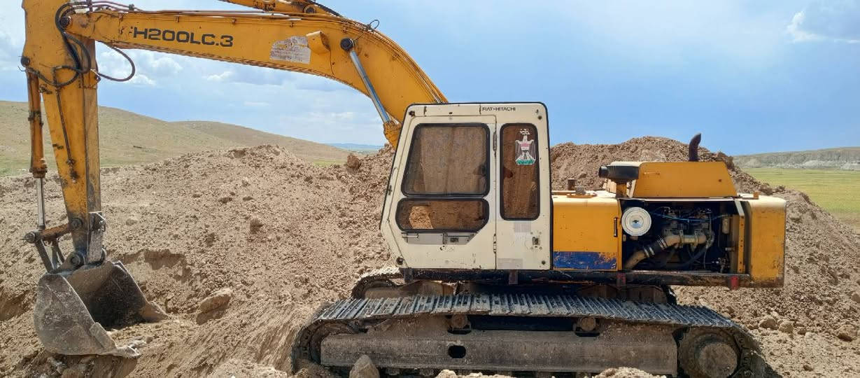 للبيع حفاره فيات هيتاشي حجم 200 رقم الهاتف ***********
***********
