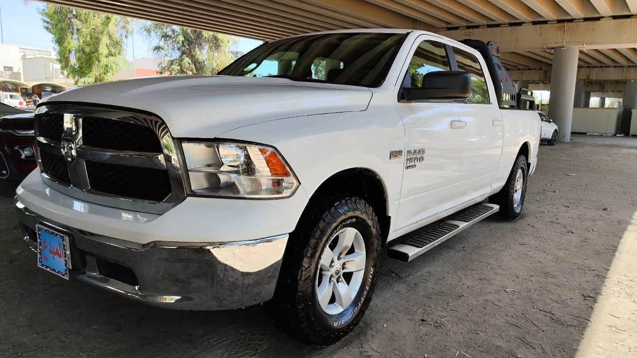 🚘 للبيع | RAM 1500 Classic SLT موديل 2020 🇺🇸
🤍 اللون: أبيض

✅ وارد أمريكي
✅ محرك HEMI V8 سعة 5.7 لتر
✅ ناقل حركة أوتوماتيك
✅ السيارة بحالة جيدة وجاهزة للاستخدام
حادث امريكا جاملغ وبنيد امامي مع جاملغ خلفي واهنا شويه صبغت الباب الخلف السائق والسياره بيها ملاحظات بسيطه صور الحادث مرفق مع الصور والرقم الشاصي 
🛣️ الممشى: 130,000 كم
💰 السعر المطلوب: 20500$دولار
📍 الموقع: بغداد – المنصور
📞 للاستفسار: ***********

افحص ب اي مركز  يعجبك السعر بي مجال بعد المعاينة والخاص مفتوح للاستفسار
