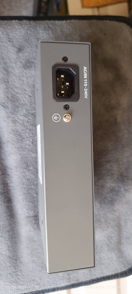 poe switch 11 port 120W   الف45 للبيع سعره


**إذا كنت صاحب هذا الإعلان وتريد حذفه لأي سبب، رجاءا أرسل رسالة إلى الدعم الفني**