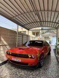 للبيع دوج جالنجر 2022 لون مميز اورنج فئه سياره GT ضرر جاملغ وبنيد بيهه...