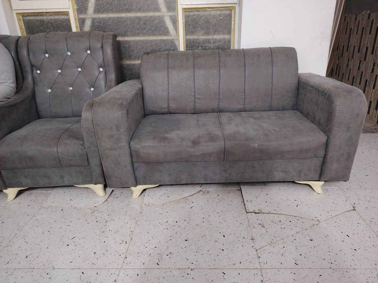 تخم نضيف 10 مقاعد بـ 350


**إذا كنت صاحب هذا الإعلان وتريد حذفه لأي سبب، رجاءا أرسل رسالة إلى الدعم الفني**