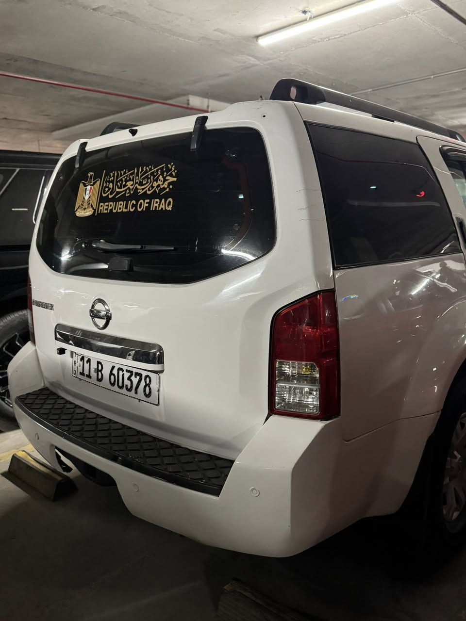 باث فايندر 2008 امريكي 
سيارة خير من الله 
بيها 3 قطع صبغ بدون معجون اثر دحجات وشخوط 
مكينه كير خير من الله 
حدادية 100‎%‎ تحويل ثاني يوم 
95 ورقة مكانها نجف 
***********
