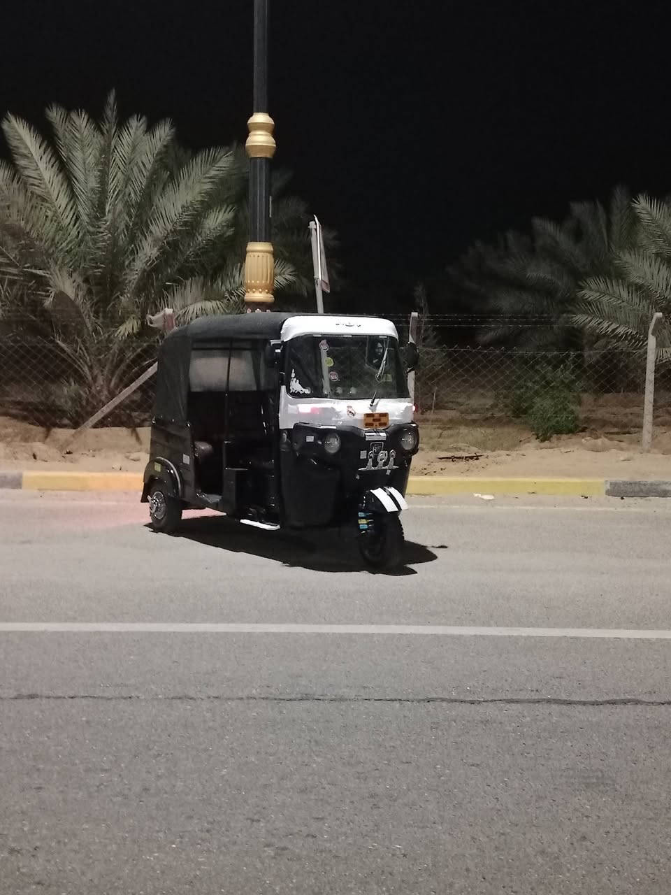 من رخصة الادمن
السلام عليكم.    تكتك 18 شهر10 اوراق  المصطفى كهربائيات كلهه جديد تخم تاير جديد جادر جديد  كماليتة كلهة جديدة التكتك حلوة ونضيفة 
شاد مكينة 20 بعدهي عسحك 
مصبوغة صبغ عام لجمالية 
السعر4100بيهه مجال شي قليل هاي مال جناي 
مكان كربلاء حي العسكري 
الاتصال بالرقم***********
