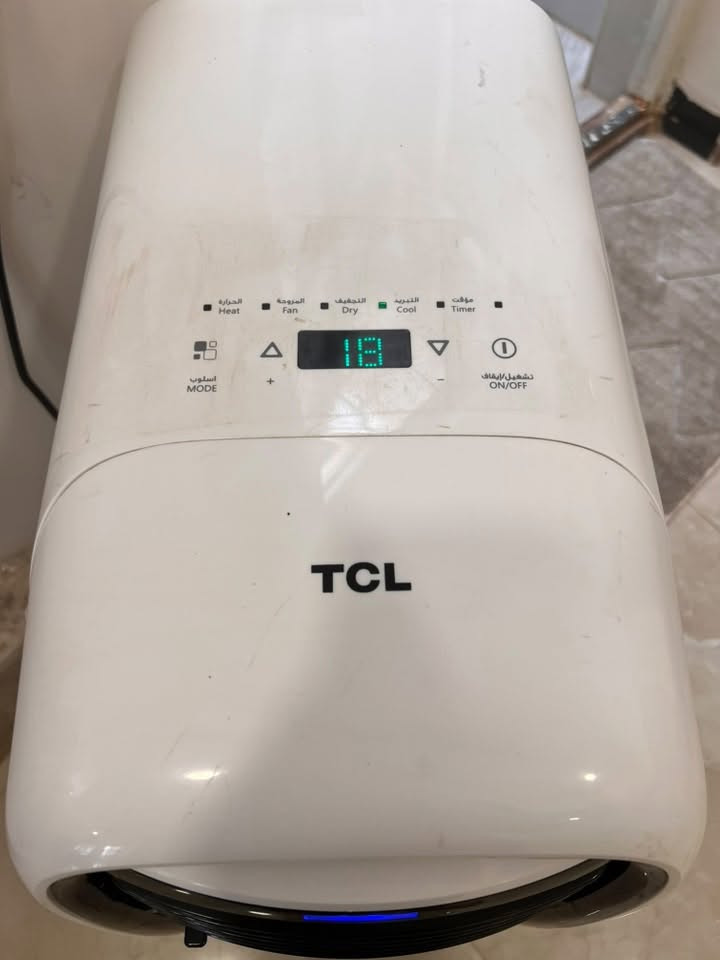 سبلت ماركة tcl متحرك
استعمال شهر او اقل يشتغل تبريد وتدفئة ومروحة  اخذته ب٣٧٥ واريد ابيعة ب٢٥٠ الشراي يتصل على هذا الرقم 

***********

