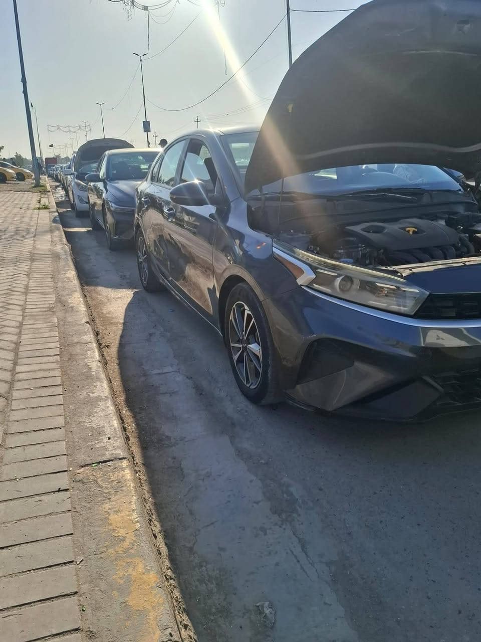 السلام عليكم كيا فورتي 2023 صبغ ٥ قطع جاملغ وبنيد وصفحت صدر كما موضحه بصور اشاير بلمري رادر امامي خلفي مواصفاتها  المعروفه مكان السياره بغداد البلديات السعر 135 ولمتافيده يدعيلنه بلرزق  الاتصال برقم ***********
