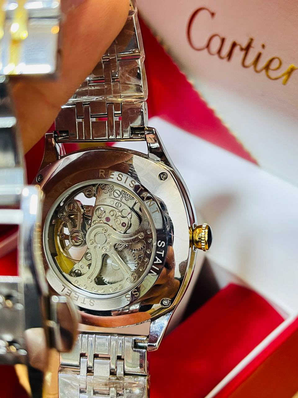 مزاد ينتهي بـ 12 يبدأ من 25 ألف الي يدفع بيها اعلى سعر من ينتهي الوكت بركة و بالعافية 🤍
ساعة ماركة Cartier - كارتير ✅
( قطعة من امزون) 
- مكينة اوتماتيك تكويك 
- مخزون طاقة 30 ساعة 
- هيكل وسير  ستانلس ستيل 
 - مقاومة للماء
- قياس 44mm 
- قفل فراشة 
- وزن ثقيل


**إذا كنت صاحب هذا الإعلان وتريد حذفه لأي سبب، رجاءا أرسل رسالة إلى الدعم الفني**