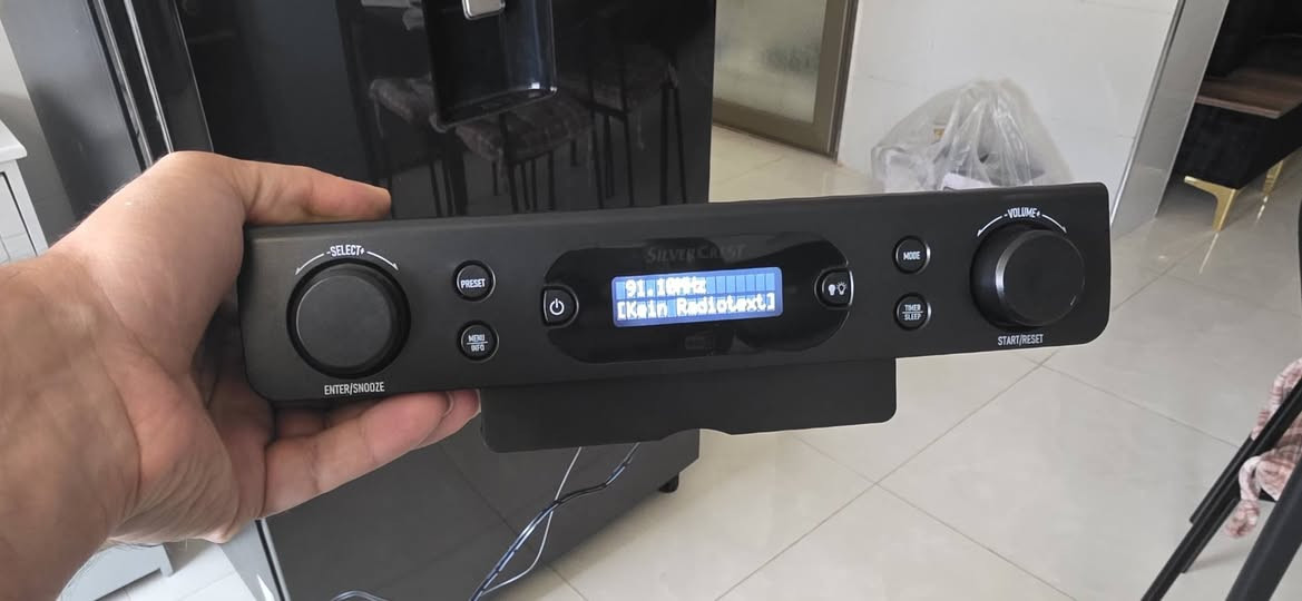 راديو سلفركريست يشتغل على كهرباء او البطارية السعر ١٣ الف مع التوصيل


**إذا كنت صاحب هذا الإعلان وتريد حذفه لأي سبب، رجاءا أرسل رسالة إلى الدعم الفني**