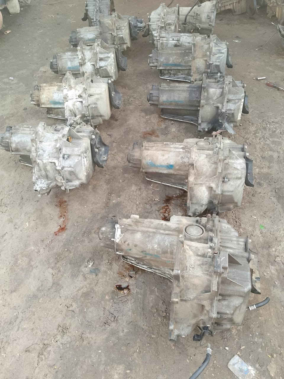 تم وصل كيرات حاويه امبالا العنوان دوانيه حي الصناعي رقم الهاتف ***********
