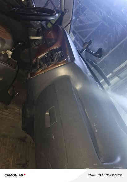 سلام عليكم للبيع سيارة كيه بنكو  محرك مسكر محاور بم ونوزل كير وكسن جديد  مديل2006 رقم بصراه تحويل مباشر رقم شاصي واضح اتخم تاير جديد كهربائية كلها شغله حداده جديده سنويه 27تنتهي العنوان البصرة قضاة المدينة بني منصور سعر 76بيها مجال رقم ***********
