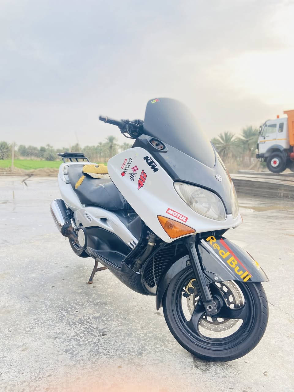 يالله للبيع تي ماكس 2007 كفاله عامه جيب فيترك وتعال  من كلشي بس بيه نقص الشباره مال بجم فقط أي نقص مابيه نضافه كدام عينك واحلا من الصوره دهن كله امزويل ومي زيتي الدراجه ممتعوبه حتى ماطلع بيها السعر 16 ورقه وبيه مجال شراي تعال خاص او *********** مكاني بابل
