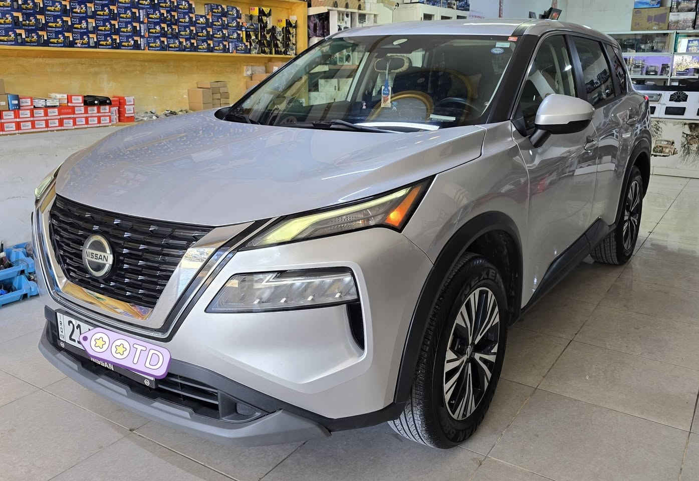 من رقصة الدمين العزيز
نيسان روج 2022 sv فول مواصفات عدم بانوراما سيارة باسمي تحويل غرامة باشرط سبغ شبر واحد سيارة مال بيت  اني جناي مكان السيارة محافضة سليمانية
 ۳ سلندر محرك 1:5 توربو

سعر $160 

*********** واتساب فايبر
