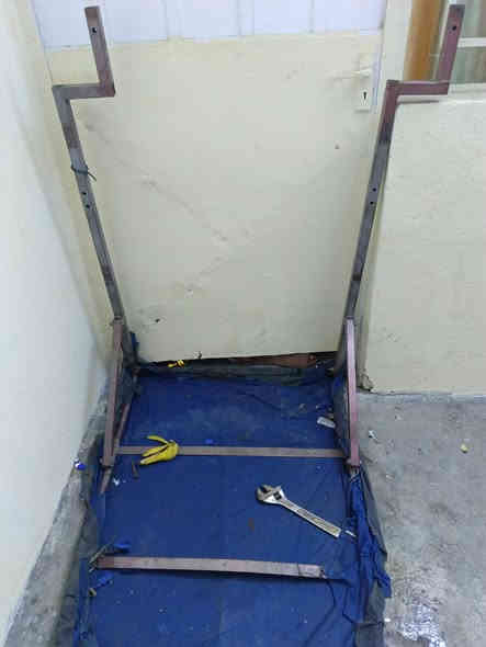 س ع شباب عندي هاي قمريه بلادي مال شخوان شرط جديد لا كسر ولا لحيم لبيع 15 قفل الشراي هذه رقمي *********** أو  يجي
