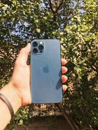 📲iPhone.  12.  Pro فقط لون:- بحري 🌊 الذاكره:- 256❤️‍🔥 البطاريه:- 92 بل...