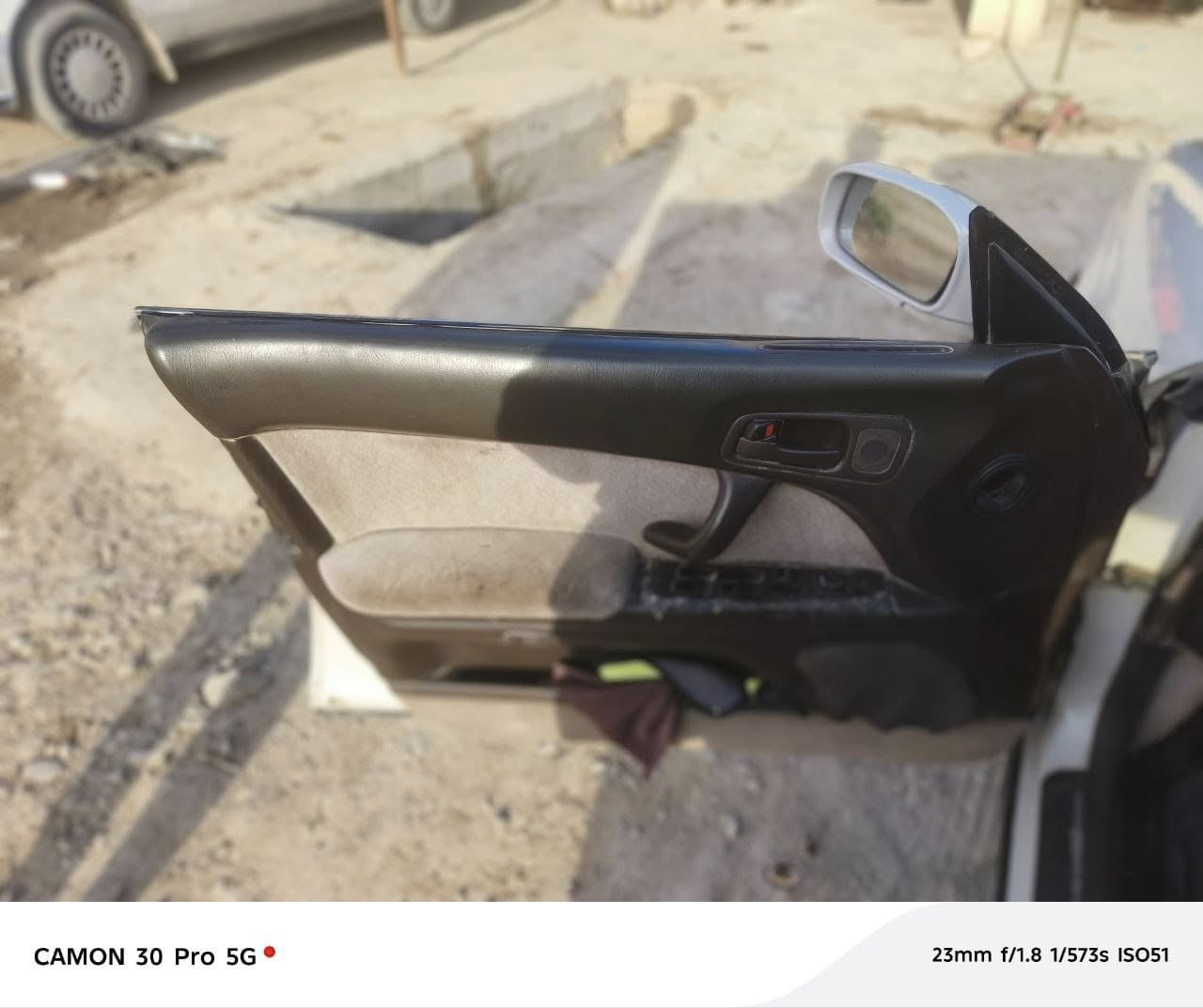 السلام عليكم للبيع بطه موديل 92 مكينه وكير بطه 3000 شلعه ومعدل اشك الكاع تراي وين مايعجبك بسمي سنوية 29 تحويل ثاني يوم مكفولا من الصبغ ولكص ولضربه ولنقل جثه السياره ابلاد ابلاد فول نضافه صدر امامي خلفي تخم تاير كله جديد كهربائية كلهة شغاله السياره جديده بمعنه الكلمه احله من الصور السعر 68 وبيهة مجال للشراي الاستفسار علا الرقم *********** اتصل وبيك خير ودلل مكاني ديالى شهربان
