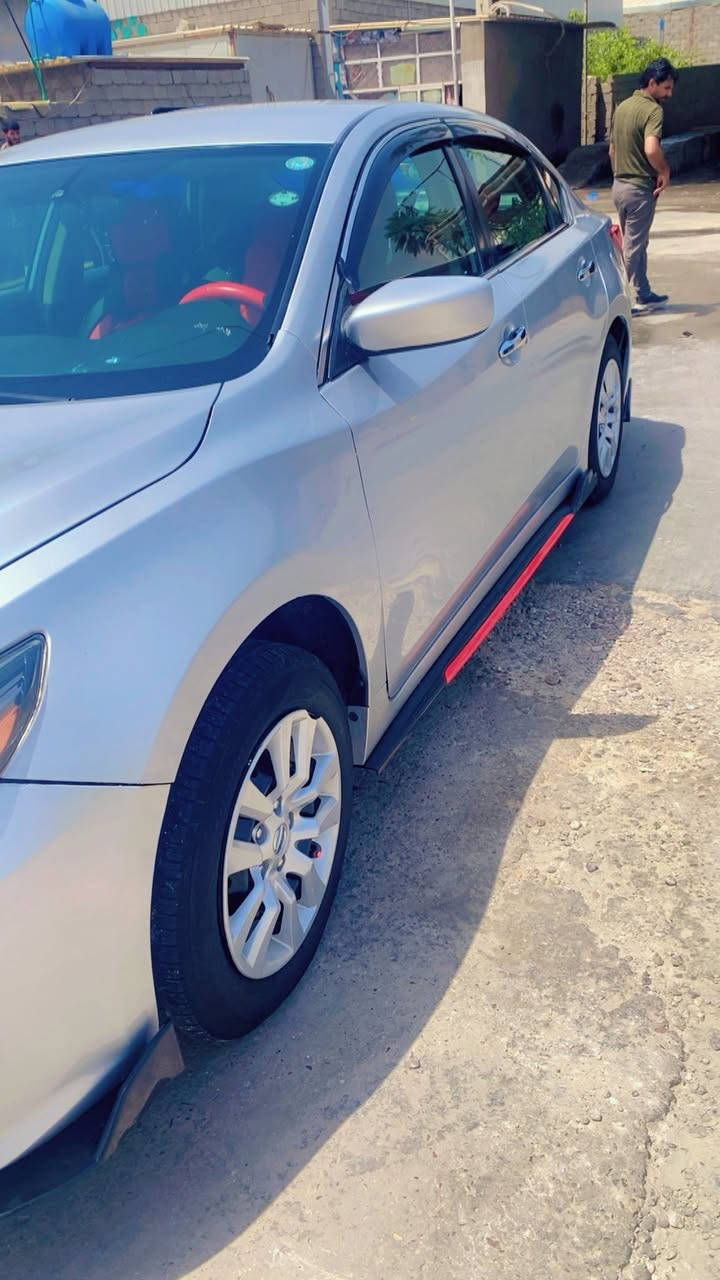 نيسان التيما موديل 2016 للبيع
مواصفات 

تحكمات ستيرن كامل 
مانع انزلاق
كامره وشاشه بلاديه
كير اوتو
مثبت سرعه 
تدفئه تبريد 
كشن كهربائي
عدة منافذUSB 
تحكمات صوتيه 
وبعد بيها هواي مواصفات 
السياره جاهزه مابيه اي نقص 
والسياره بيها قطعه واحده وصور الحادث موجود بالمنشور 
للاستفسار اكثر 
***********
