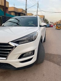 توسان  خليجي  موديل 2021 رقم بغداد لوحات جديده انكليزي بأسمي فول مواصف...