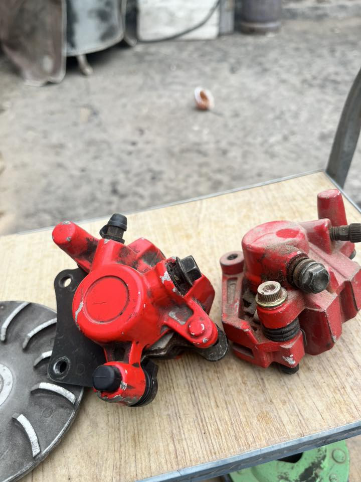 سلام وعليكم صلنصة سكنس جبلي. بلادية. مال رمبة.   للبيع.  +مراوح كلج اصليات يابانيات. سكنس عام + كلجات اصلية+ فجوج. مال ماكس عام. اي شي. تريد. خاص. او      ***********.
