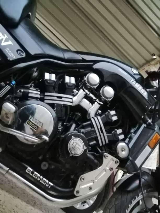 ياماها Yamaha Vax 1300 دراجه لبيع دراجه رحاله  مكفوله  دراجه  ماشيه 18الف بسعر 2ونص ملاين وبيه مجال  العنوان بغداد بغداد الجديده بيع مستعجل لوحات لدراجه بسمي لهاتف ***********
