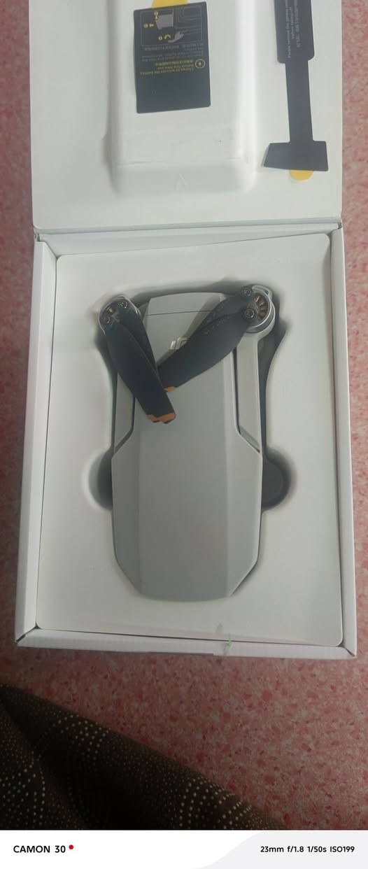 السلام عليكم درون ديجي اي مني 4k بيع مستعجل تجي تفحص وتقتنع اله تاخذها اني ماخذها على ايدي جديده مستخدمه شي بسيط الله شاهد موصفاتها وتصويرها وثباتها جدا عالي هسه محتاج فلوس وقررت ابيعها مكاني بغداد السعر 500الف  *********** رقمي بي وات ساب
