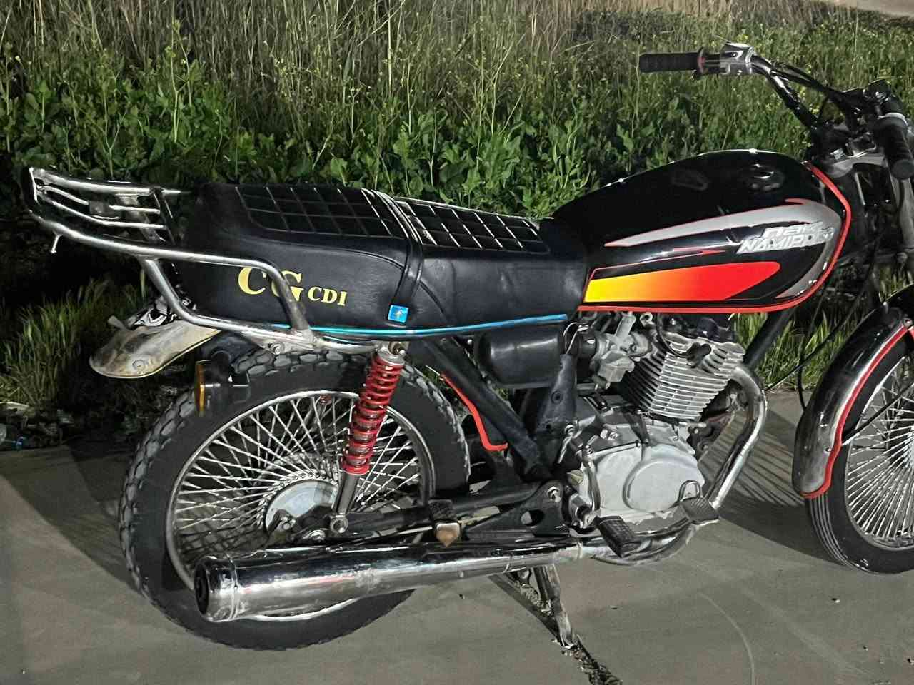 سلام عليكم رمضان كريم عليكم🌛
دراجه نامي برو محسن لبيع موديل 2017
دراجة كلش نضيف بدون اوراق بس شرط تاخذها 
سعر 350الف وبي مجال


**إذا كنت صاحب هذا الإعلان وتريد حذفه لأي سبب، رجاءا أرسل رسالة إلى الدعم الفني**