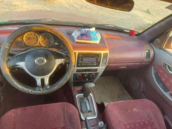 اسكاي 2013سياره على وضعها نفس البصوره سنويه ورقم جديد سعرها 55وبيها مجال اتصال***********(مكلف بلنشر)
