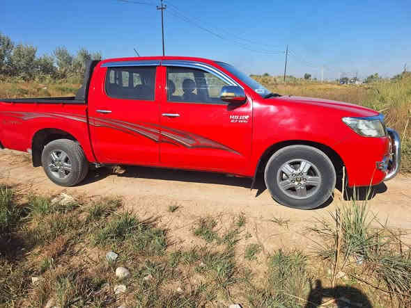 سلام عليكم من رخصت الادمن سياره تيوتا 2014 البيع المواصفات شاصي 12كير اتو مكينه بلادي خير من الله كير اكسل خير وبركه بلادي السياره  مابيها  اي نقص الاتصال ع الرقم ***********
