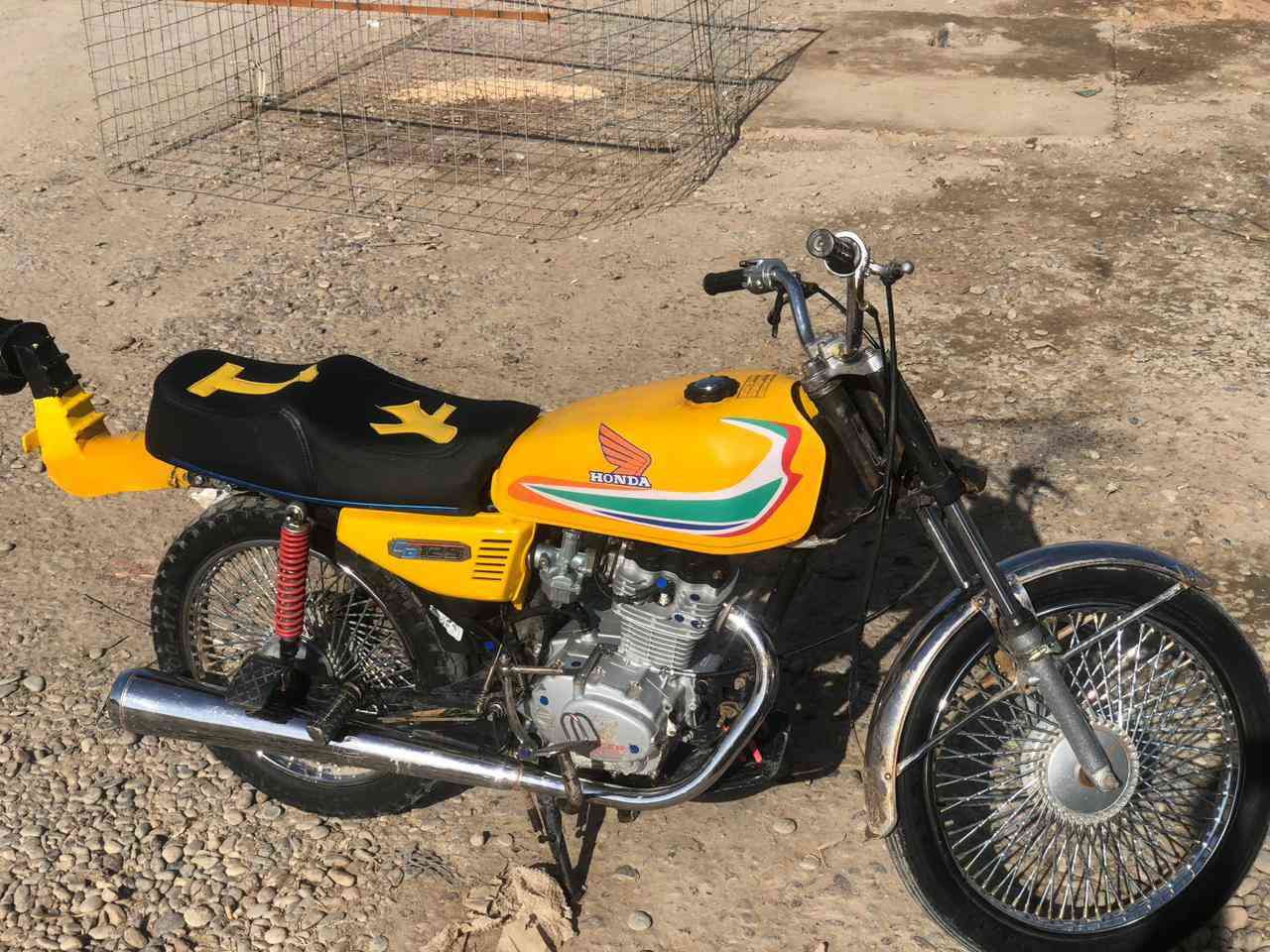 سلام عليكم تايگر حربي موديل 20 ناضفه فول شرط مراوس بفغاز و انطي فرق فقط كاويار


**إذا كنت صاحب هذا الإعلان وتريد حذفه لأي سبب، رجاءا أرسل رسالة إلى الدعم الفني**