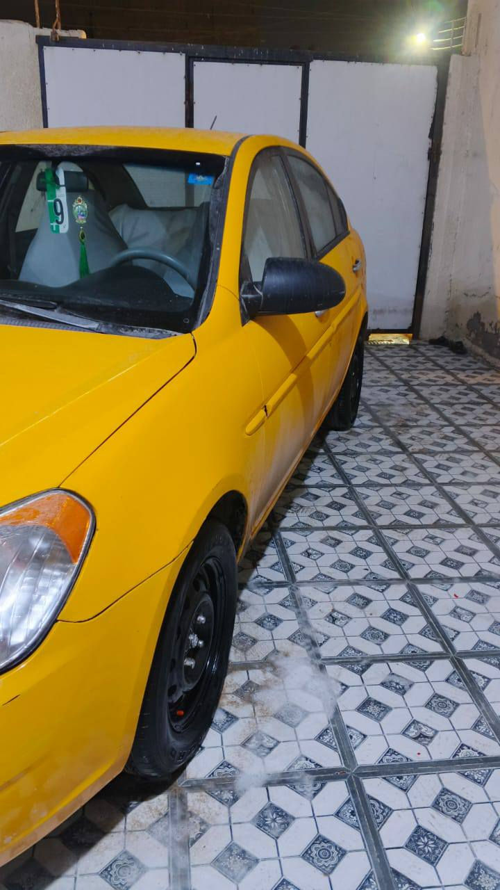 سلام عليكم شباب اكسنت لبيع موديل 2008 رقم ميسان ابسمي مصفره من كلشي سنويه ٢٩ هزه جديده وارد امريكي حادث بس البنيد ونفسه مصلح ليبل واحد محرك ١٦٠٠ كير اوتو حداده تبريد كهربايات تخم تاير باتري كله كفاله السياره مال جناي علمن السياره صبغه وحده من سنتهه السعر ٨٠ مجال قليل عنواني البصره الستفسار على الرقم ***********
