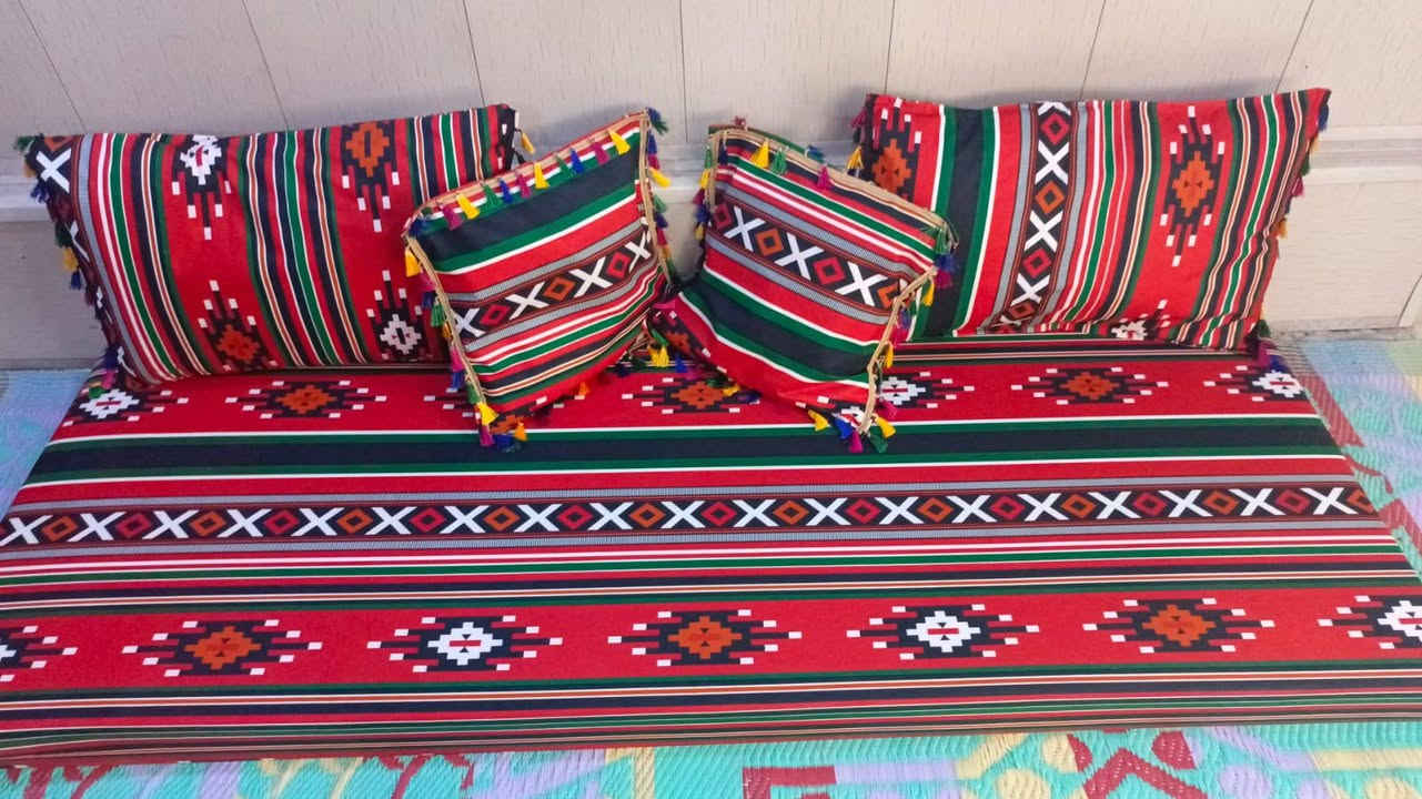 متوفر لدى معمل اسفنج القاسم 
🔴 جلسات عربية فخمة 🔴
تريد تضيف لمسة تراث وأصالة لبيتك؟
جلساتنا العربية تجيبلك الفخامة والراحة بنفس الوقت ✨
✔️ إسفنج درجة أولى وثقيل
✔️ قماش تراثي فاخر وثابت لون
✔️ خياطة مرتبة وشغل نظيف
✔️ متوفر عدة ألوان ونقشات حلوة
✔️ نكدر نوفرلك الجلسة بالاسفنج وبدون اسفنج حسب الرغبة 
مناسبة للديوانية، السطح، الحديقة، والمجالس 👌
  الشغل مضمون 👌🏻💥
📍 العنوان: ديالى – بعقوبة – تقاطع السادة – قرب مركز شرطة السادة 
🚚 متوفر توصيل جميع المحافظات 🚚
📞 للحجز والاستفسار راسلنا خاص أو اتصل على الرقم 
***********
