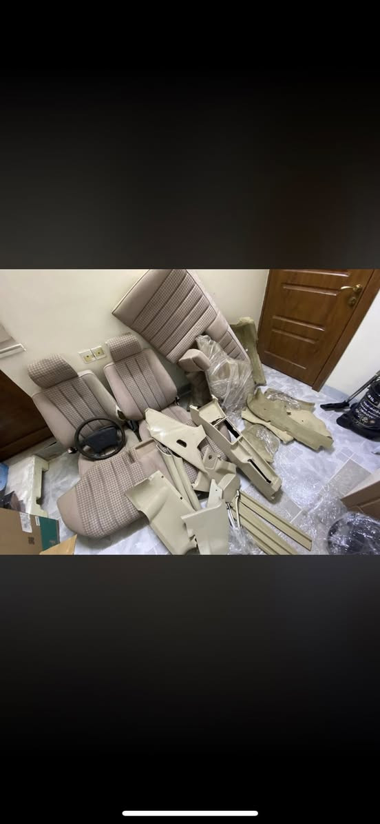 غرفه مال ماردسديس 190 
كامل فقط بدون بطاين امامى 
كامل حتا دشبول موجود كاعيه كامل 
مكان اربيل سعر 3 ورقه و نص 
***********
